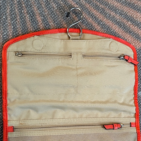 COACH ORANGE HANGING TOILETRY/COSMETICS BAG - Picture 5 of 13